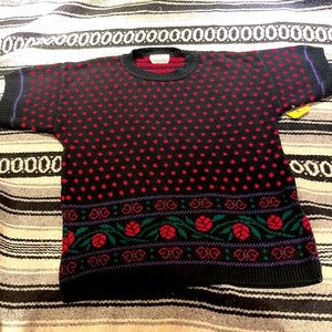 Vintage shirt sleeve sweater size medium